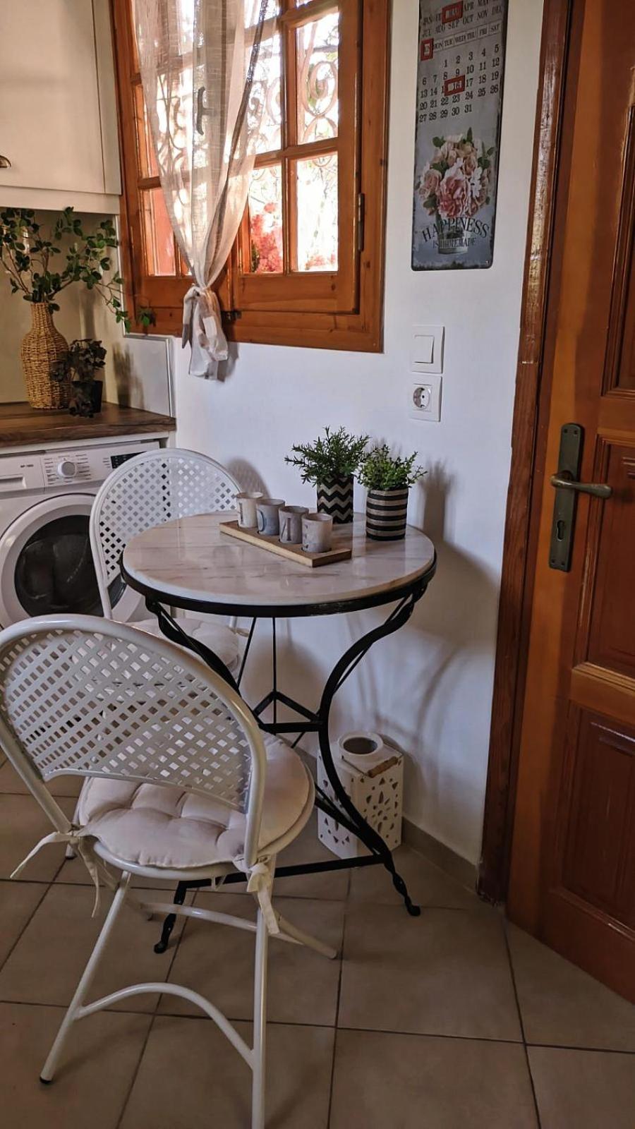 Family House At Corfu Townアパートメント エクステリア 写真